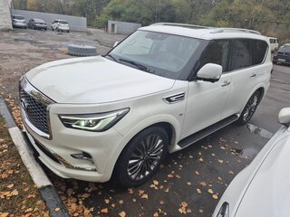 2018 Infiniti QX80 I Рестайлинг 2, белый, 5700000 рублей, вид 1