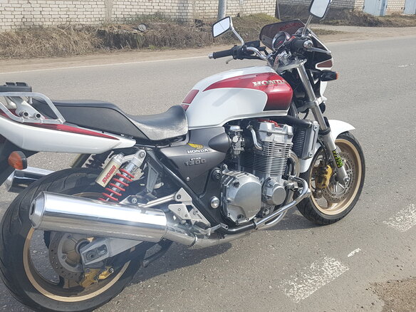 2000 Honda CB 1300, белый - вид 3