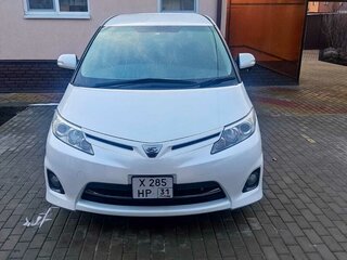 2011 Toyota Estima III Рестайлинг, белый, 2050000 рублей, вид 1