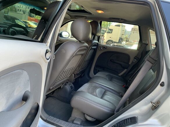 2001 Chrysler PT Cruiser, серебристый - вид 12