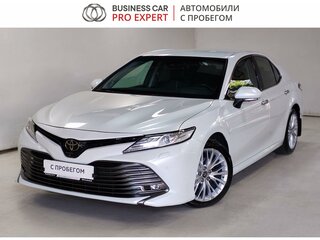 2021 Toyota Camry VIII (XV70), белый, 2945000 рублей, вид 1
