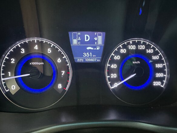 2015 Hyundai Solaris I Рестайлинг, оранжевый, 1079000 рублей - вид 6