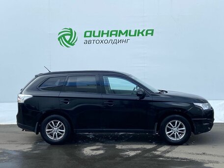2013 Mitsubishi Outlander III, чёрный, 1050000 рублей, вид 4
