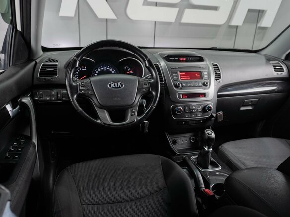 2015 Kia Sorento II Рестайлинг, белый, 1639000 рублей - вид 5