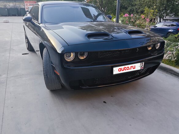 2020 Dodge Challenger III Рестайлинг 2, чёрный, 4200000 рублей - вид 1