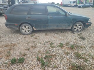 1997 Volvo V40 I, зелёный, 115000 рублей, вид 2