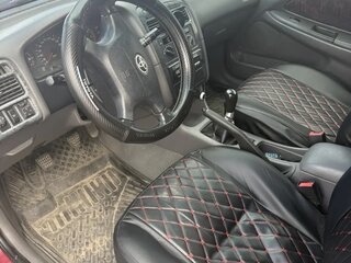 1999 Toyota Avensis I, красный, 326649 рублей, вид 5