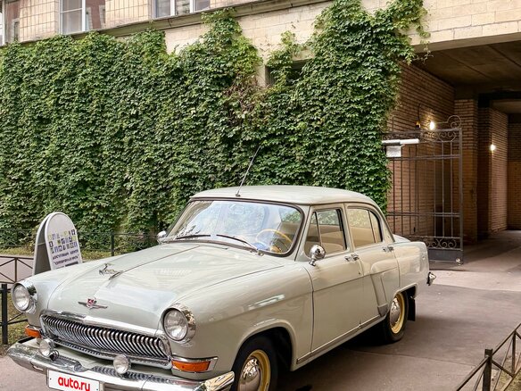 1964 ГАЗ 21 «Волга» 21Л, серый, 1300000 рублей