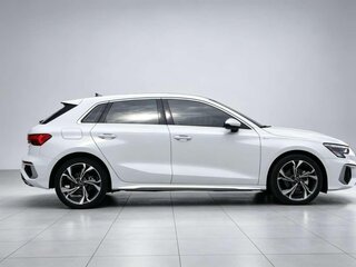 2022 Audi A3 Sportback 35 TFSI IV (8Y), серебристый, 1630000 рублей, вид 4