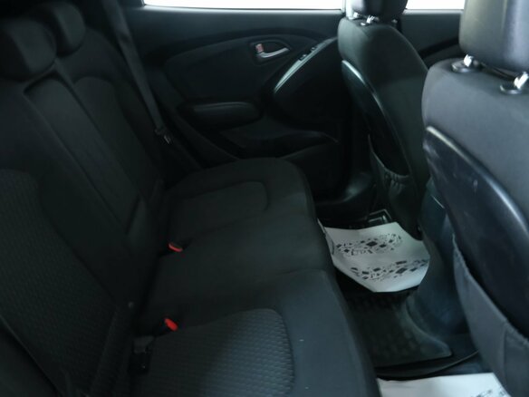 2010 Hyundai ix35 I, серый - вид 19