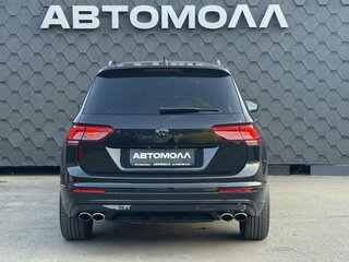 2018 Volkswagen Tiguan II, чёрный, 2700000 рублей, вид 4