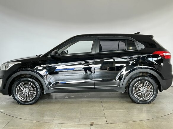 2018 Hyundai Creta I, чёрный, 1740000 рублей - вид 10