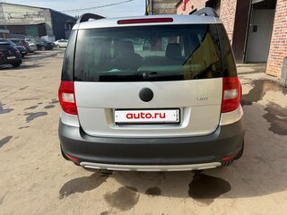2012 Skoda Yeti I, серебристый, 650000 рублей, вид 5