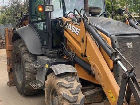 2017 Case CE 580, оранжевый, 5350000 рублей, вид 2