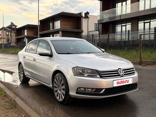 2011 Volkswagen Passat B7, серебристый, 800000 рублей, вид 1