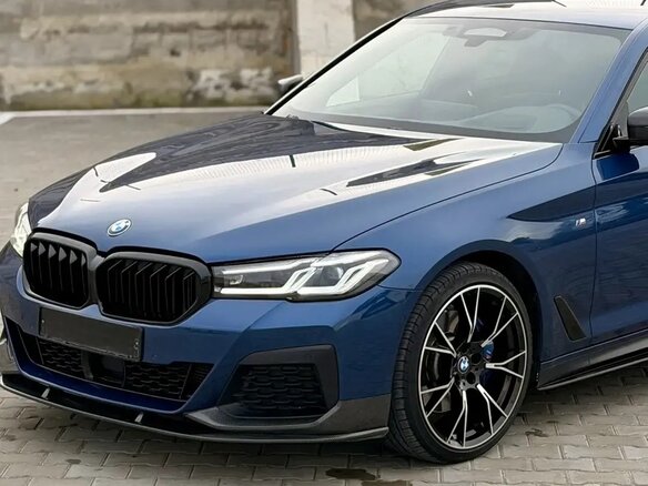 2020 BMW 5 серии 530d xDrive VII (G30/G31/G38) Рестайлинг, синий, 5000000 рублей - вид 2