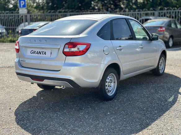 2026 Lada (ВАЗ) Granta I Рестайлинг, серый - вид 2