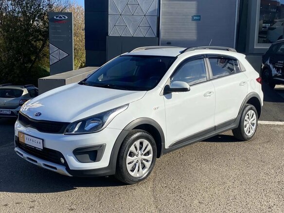 2018 Kia Rio X-Line IV, белый, 998000 рублей - вид 1