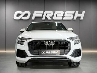 2019 Audi Q8 55 TFSI I (4M), белый, 4250000 рублей, вид 3