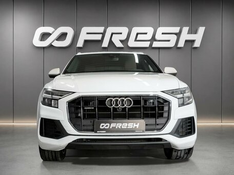 2019 Audi Q8 55 TFSI I (4M), белый, 4190000 рублей, вид 3