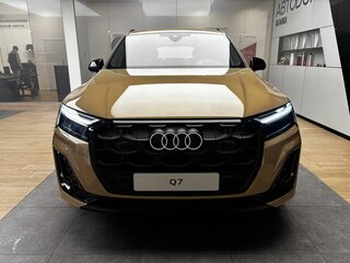 2025 Audi Q7 45 TFSI II (4M) Рестайлинг 2, золотистый, 11690000 рублей, вид 2