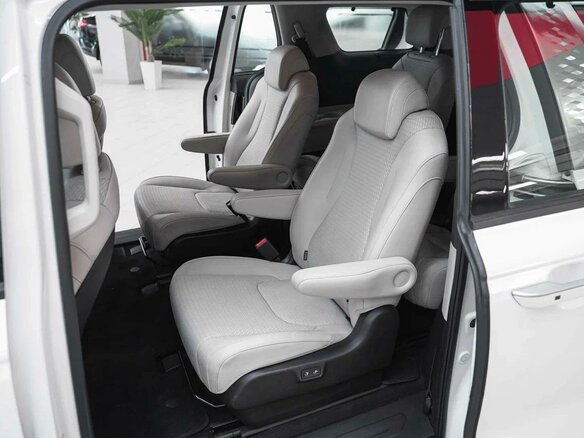 2021 Kia Carnival IV, белый - вид 16
