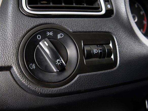 2019 Volkswagen Polo V Рестайлинг, белый, 1049000 рублей - вид 16
