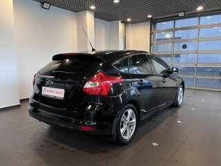 2011 Ford Focus III, чёрный, 635000 рублей, вид 3