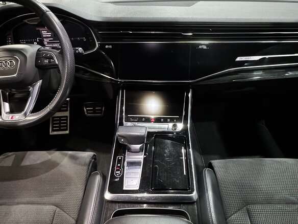 2019 Audi Q8 55 TFSI I (4M), серый, 4990000 рублей - вид 10
