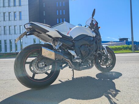 2008 Yamaha FZ1, белый, 500000 рублей, вид 2