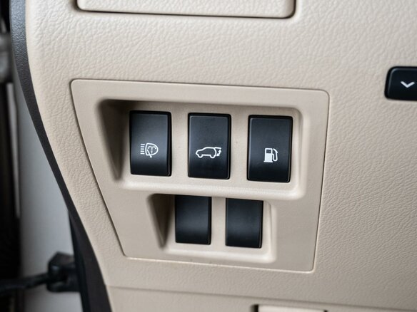 2011 Lexus RX 270 III, бежевый - вид 24