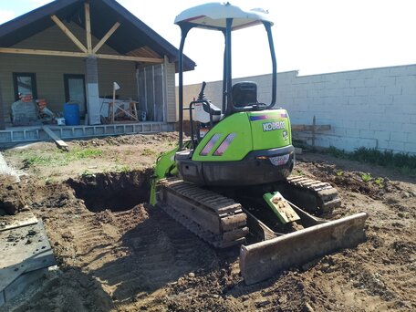 2015 Kobelco SK025, зелёный, 2850000 рублей, вид 1