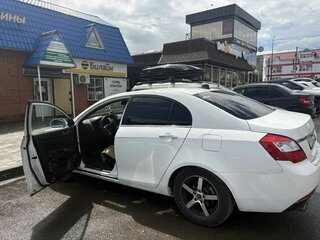 2012 Geely Emgrand EC7, белый, 290000 рублей, вид 3