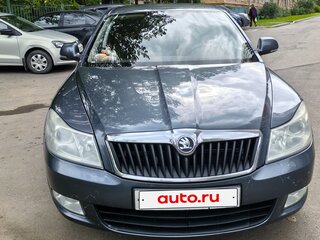 2008 Skoda Octavia II (A5) Рестайлинг, серый, 600000 рублей, вид 1