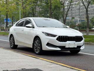 2022 Kia K3 II (China Market) Рестайлинг, белый, 1426000 рублей, вид 3