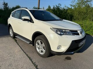 2012 Toyota RAV4 IV (XA40), белый, 2000000 рублей, вид 3
