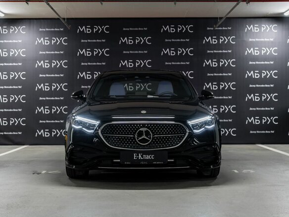 2025 Mercedes-Benz E-Класс 300 VI (W214, S214), чёрный, 9724000 рублей - вид 4