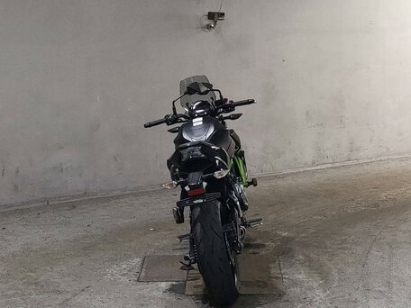2017 Kawasaki Z 650, чёрный, 727000 рублей, вид 4