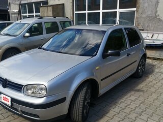 1999 Volkswagen Golf IV, серебристый, 320000 рублей, вид 1