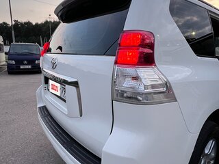 2013 Toyota Land Cruiser Prado 5-speed 150 Series Рестайлинг 1, белый, 2700000 рублей, вид 5