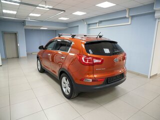 2011 Kia Sportage III, оранжевый, 999000 рублей, вид 5