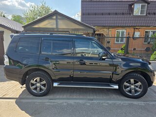 2015 Mitsubishi Pajero IV Рестайлинг 2, чёрный, 2550000 рублей, вид 4