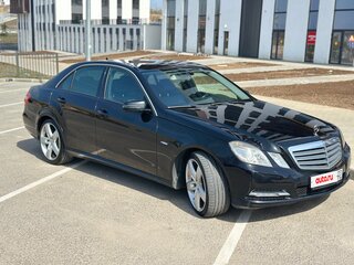 2011 Mercedes-Benz E-Класс 200 7G-Tronic IV (W212, S212, C207), чёрный, 1390000 рублей, вид 3