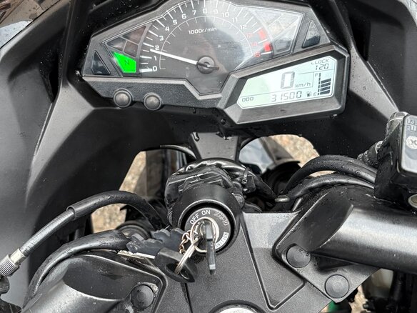 2013 Kawasaki Ninja 300, чёрный, 300000 рублей - вид 8