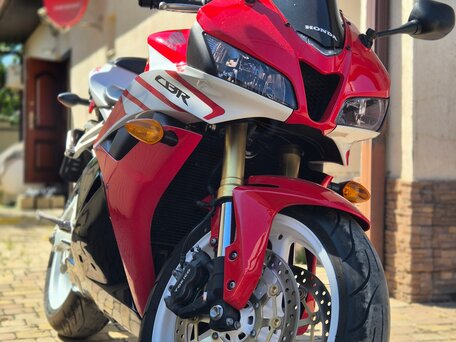 2012 Honda CBR 600RR, красный, 680000 рублей, вид 4