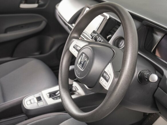 2021 Honda Fit IV, серый, 1439000 рублей - вид 11