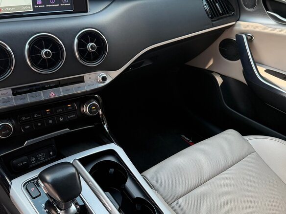 2018 Kia Stinger I, серый, 2300000 рублей - вид 24