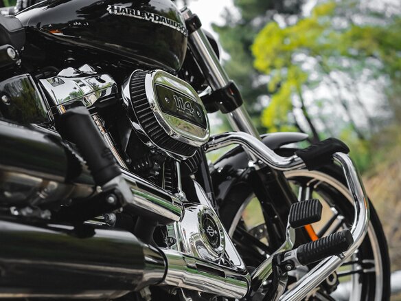 2020 Harley-Davidson Breakout, чёрный, 2300000 рублей - вид 3