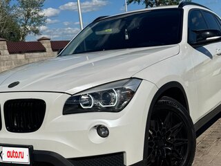 2013 BMW X1 18i I (E84) Рестайлинг, белый, 1370000 рублей, вид 3
