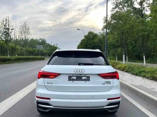 2022 Audi Q3 35 TFSI II (F3), белый, 2315000 рублей, вид 4